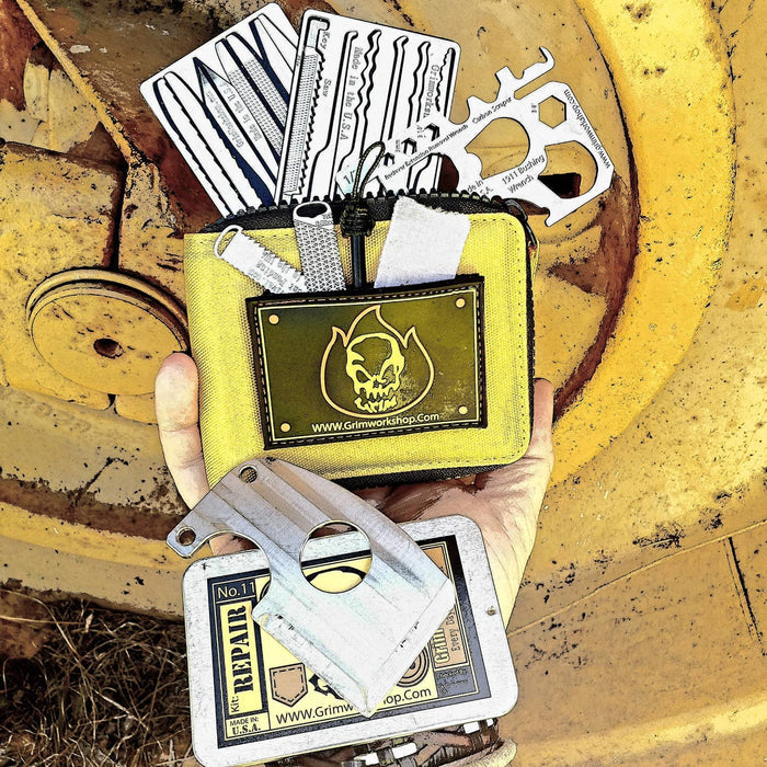 The adze tool multifunctional blade and credit card knife.