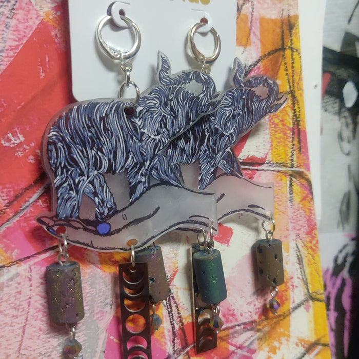 An Elephant in the Hand EARRINGS by ThEm's