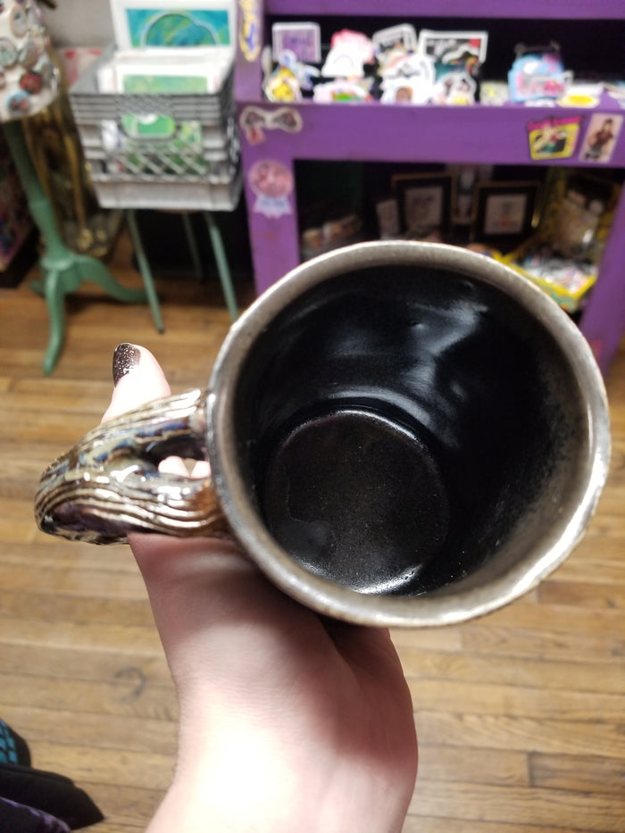 Beeb in Moss MUG