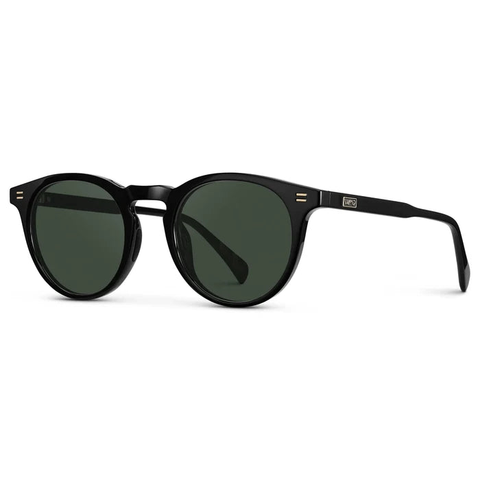 Black / G15 || Side view of Men's Round Prescription Sunglasses with Black Frame and Green Lens on a white background