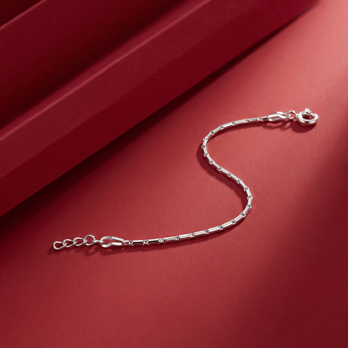 Delicate Chained Link Bracelet