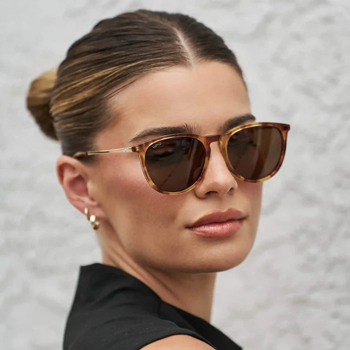 Maple Tortoise / Amber || Women's Round Prescription Sunglasses with Maple Tortoise Acetate Frame, Gold Stainless Steel Temples and Amber Prescription Lens