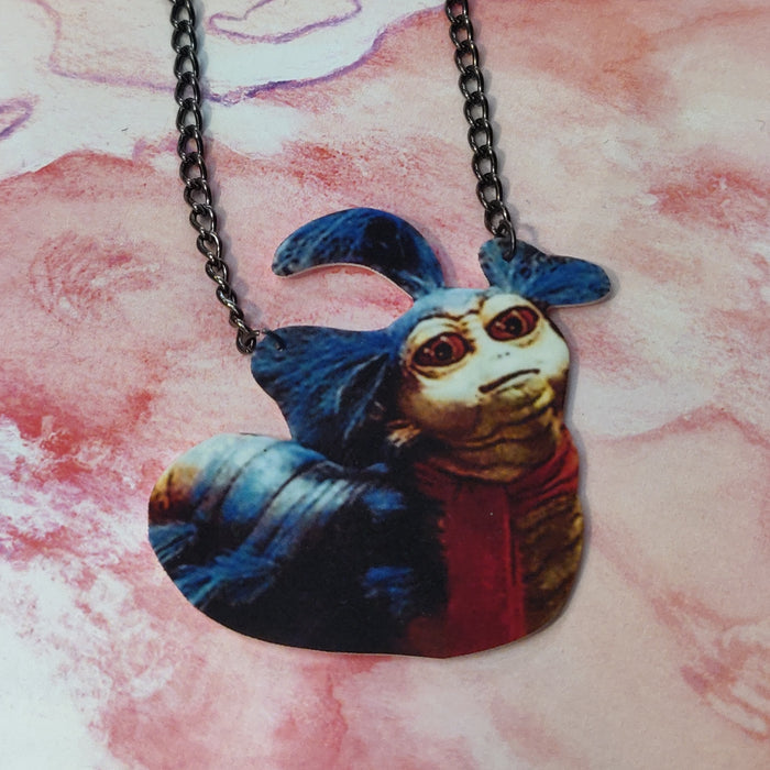 'Ello Worm NECKLACE