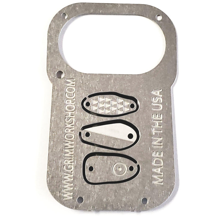 Hand Caster Fishing Card 2 finger version-Grimworkshop-bugoutbag-bushcraft-edc-gear-edctool-everydaycarry-survivalcard-survivalkit-wilderness-prepping-toolkit