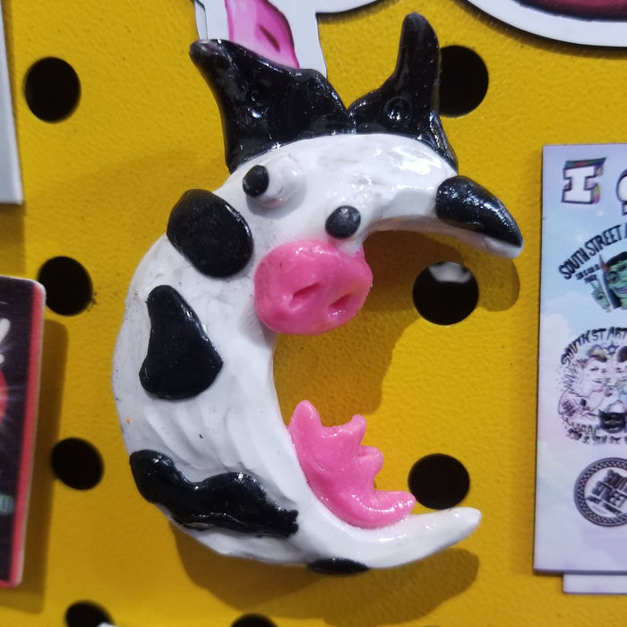 MOOn Cow MAGNET