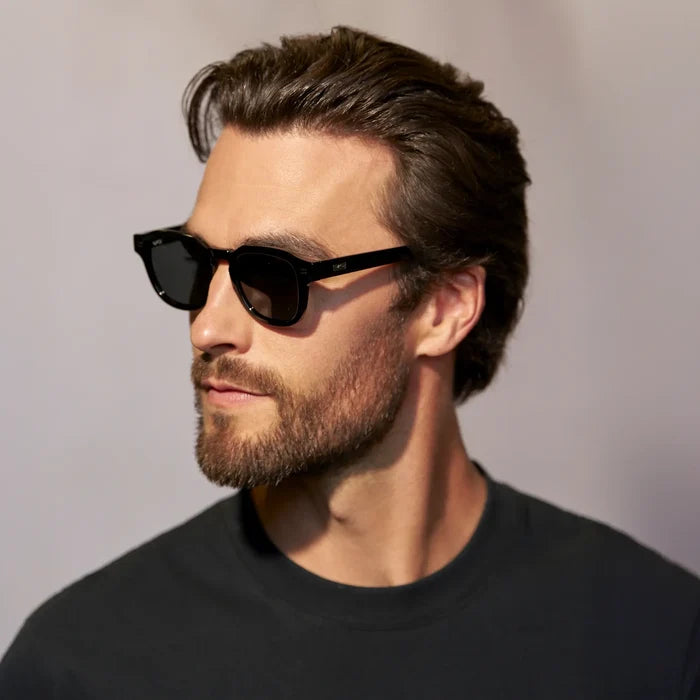 Black / Triple Black Lens || Men's Geometric Square Polarized Sunglasses with Black Acetate Frame and Black Lens