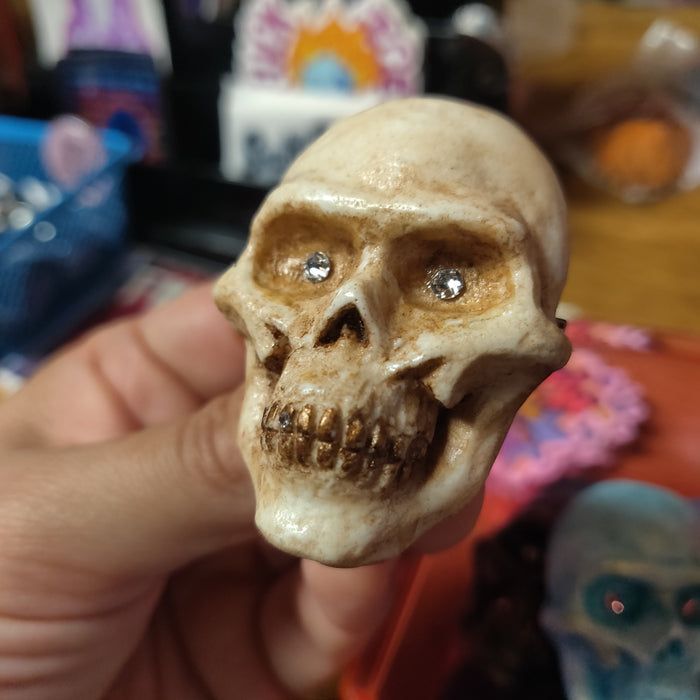 Skeleton Skull Hand-Sculpted Lapel PiNS / BROOCH