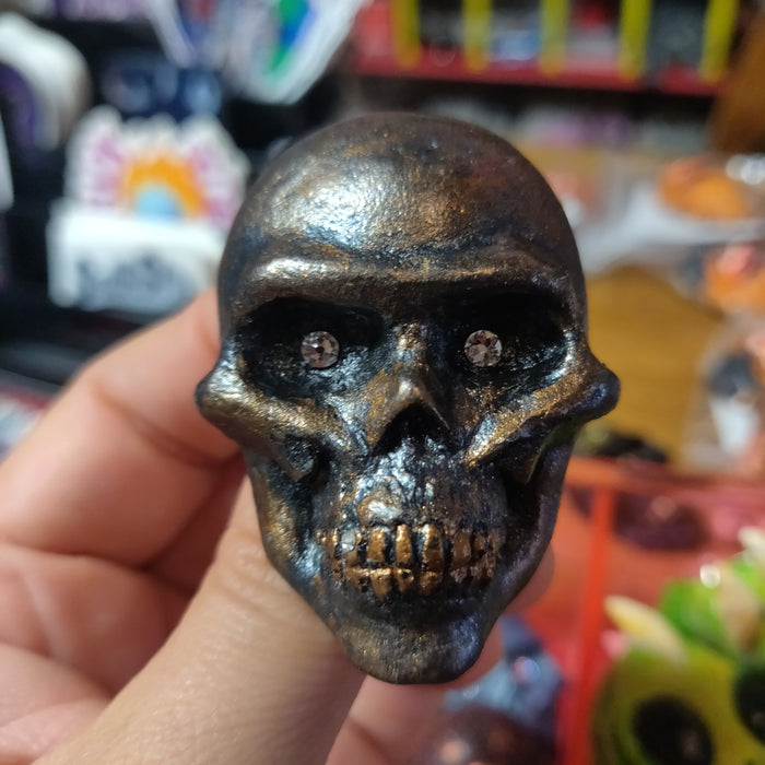 Skeleton Skull Hand-Sculpted Lapel PiNS / BROOCH